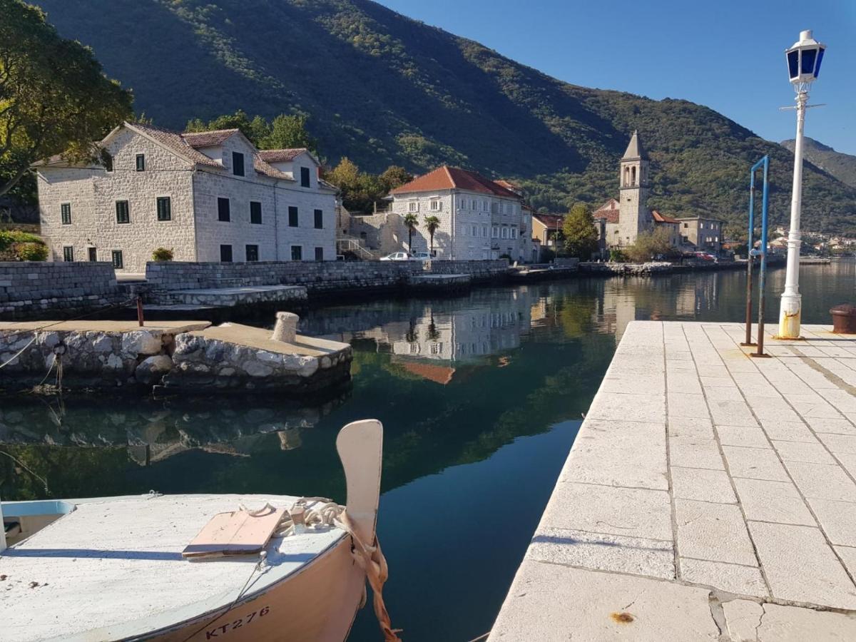 Vila Djuro Mikijelj Donji Stoliv Luaran gambar